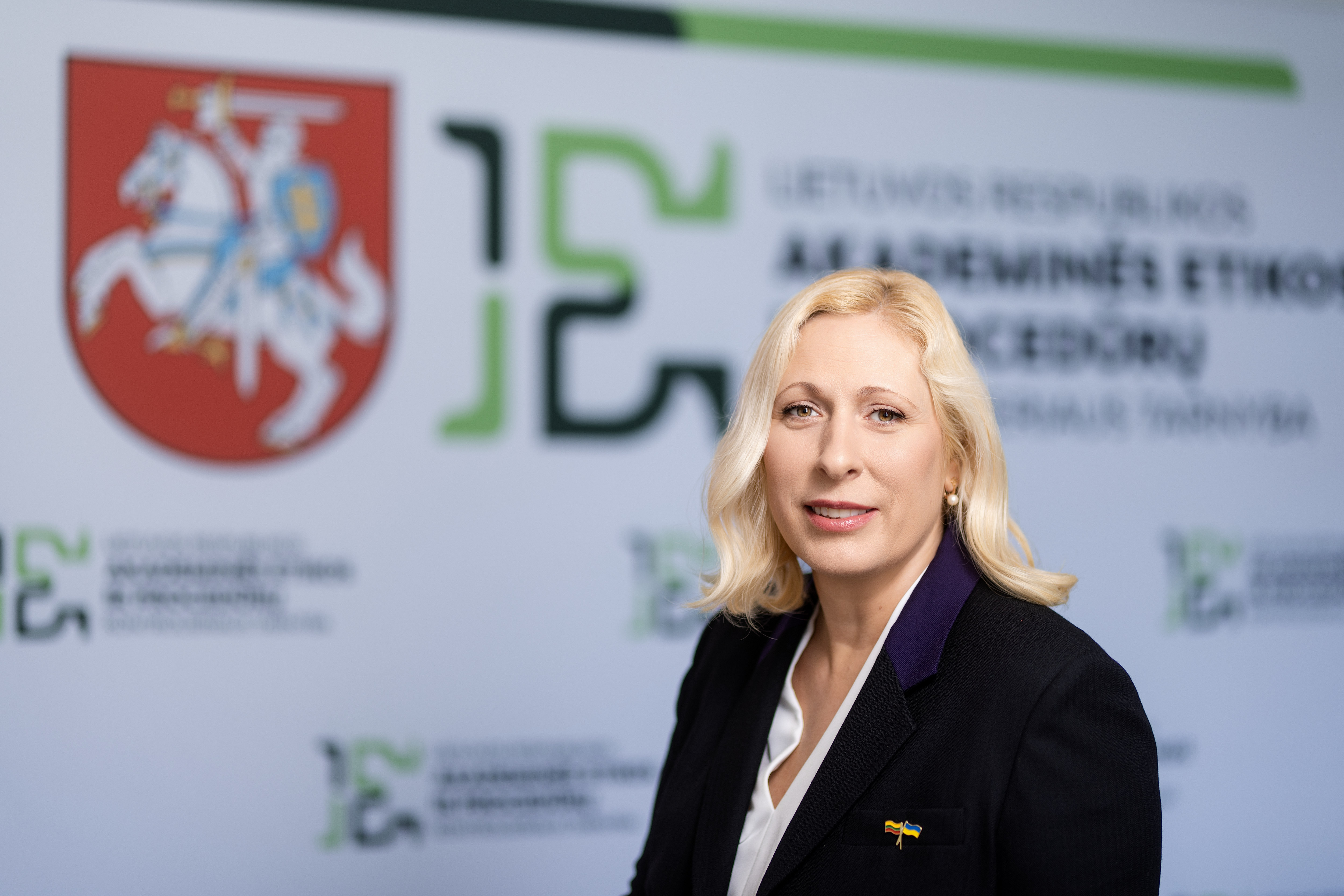 Photo of dr. Reda Cimmperman